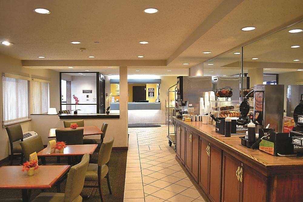 Days Inn By Wyndham Pleasant Prairie Kenosha Instalações foto